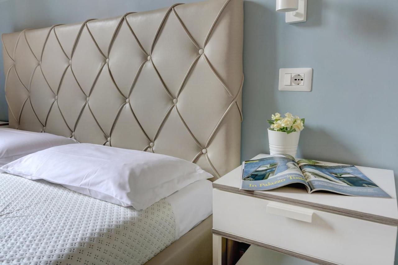 Bed and Breakfast Claudia House Roma Termini Exteriér fotografie